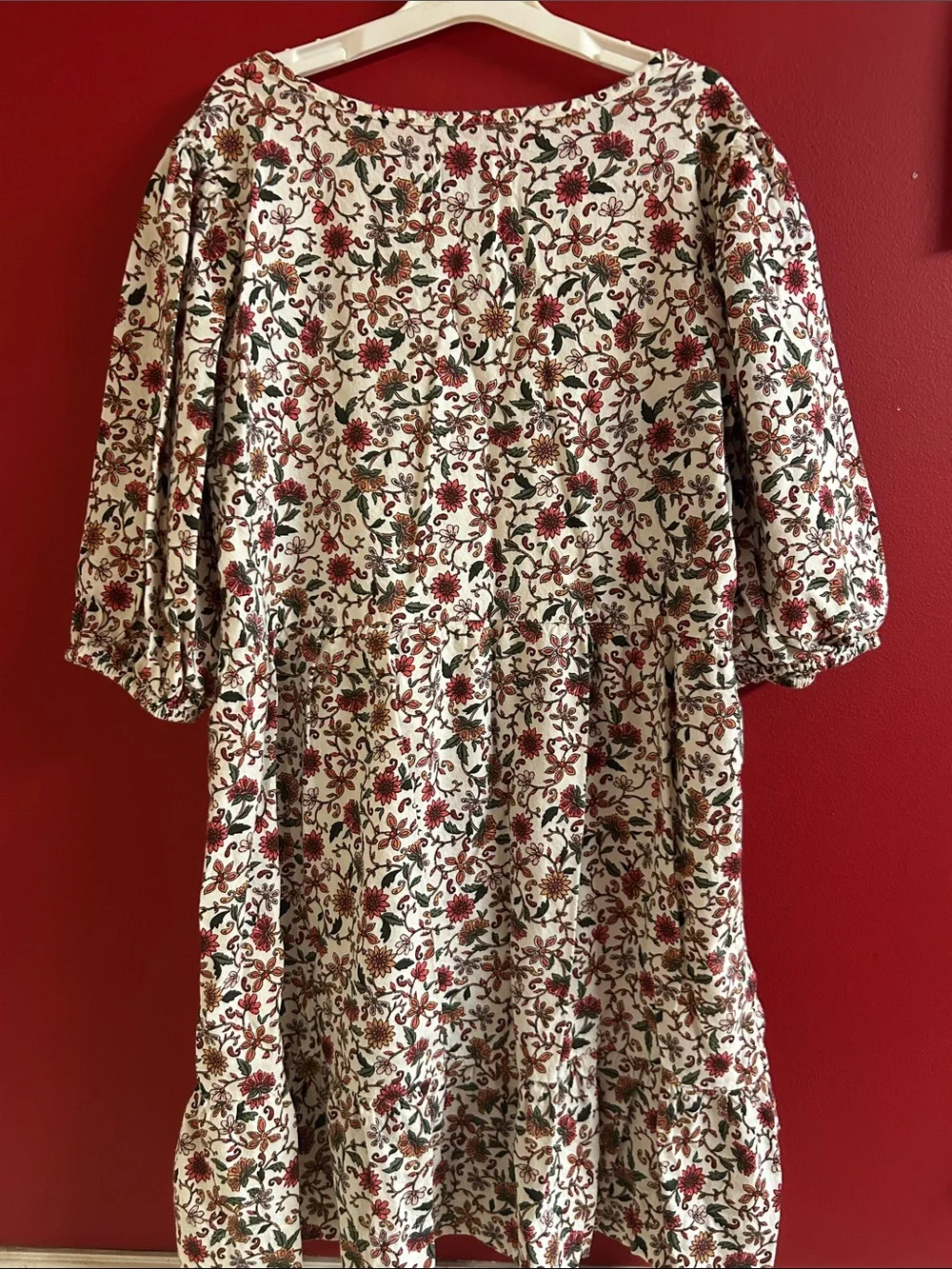 Old Navy Cream Dress with Red and Green Floral Print size 14-16